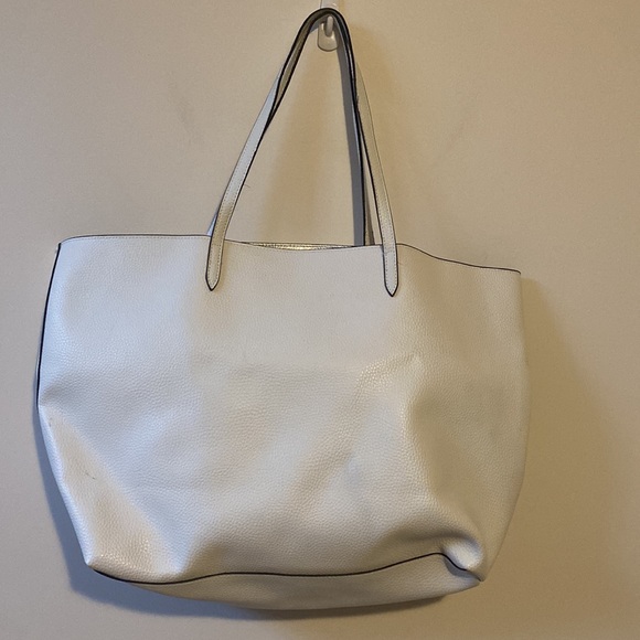 NWOT - Victoria’s Secret White/Silver Tote bag - Picture 4 of 8